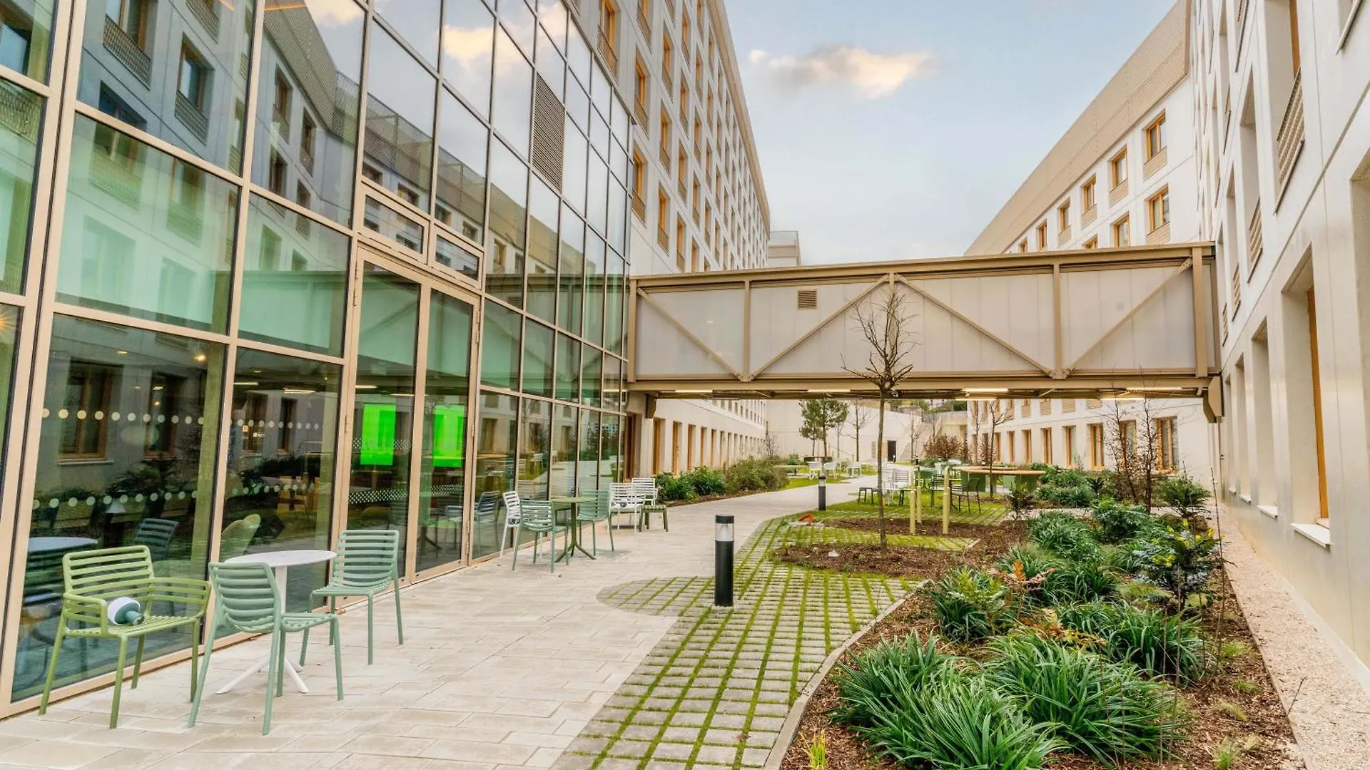 Ecla Paris Villejuif Aparthotel